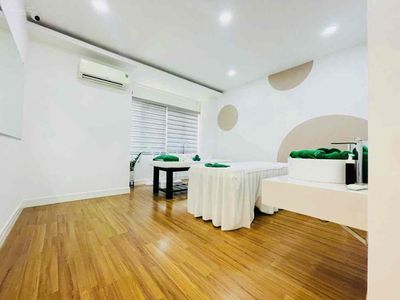 Hoa Lan-Phan Long 8 x 18, 4 floors, 70 million a month