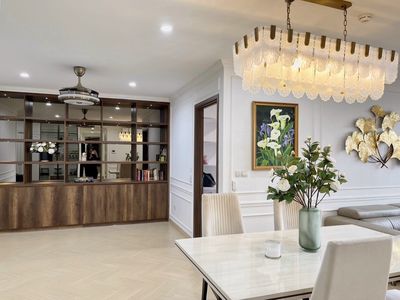 short-term leaser: $1 .centrosa 1 .2 bedroom 3 bedrooms from 17 million