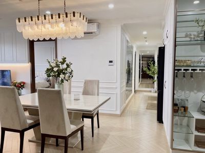 short-term leaser: $1 .centrosa 1 .2 bedroom 3 bedrooms from 17 million