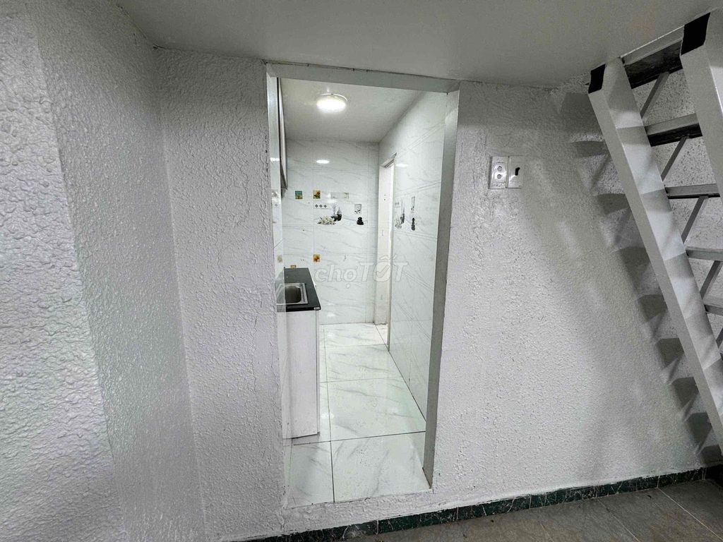 Cheap rent room, area 40 meters near Sen.