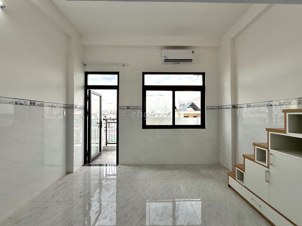 Opening the apartment with full walls of Pa Hewel Thanh