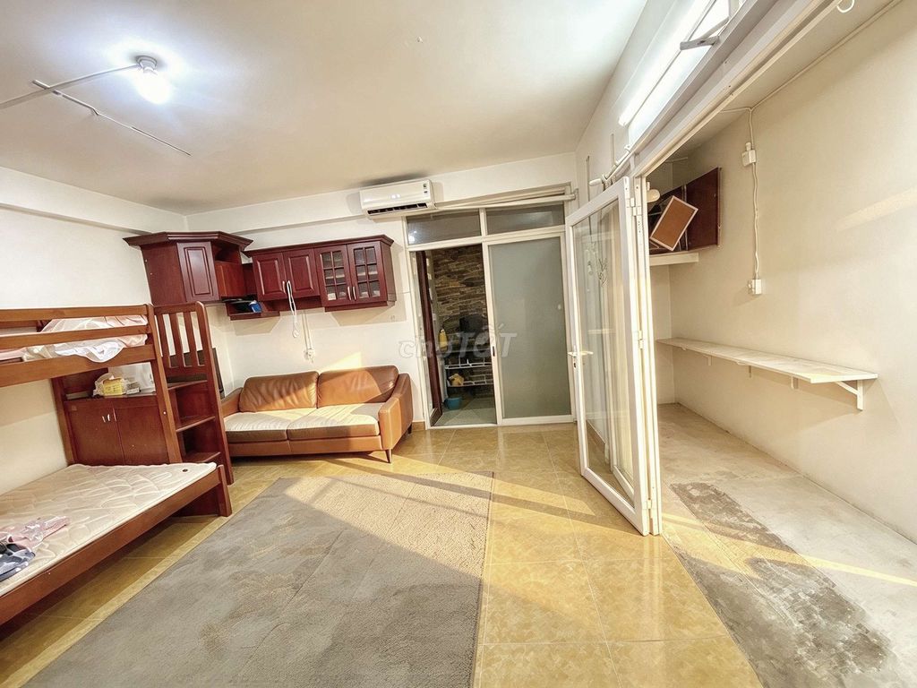 A cheap Bình Thạnh Inner Room