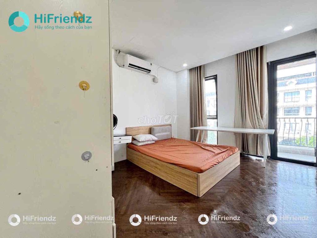 The apartment 2 sleeping spaces are in the blessing, super large, elevator