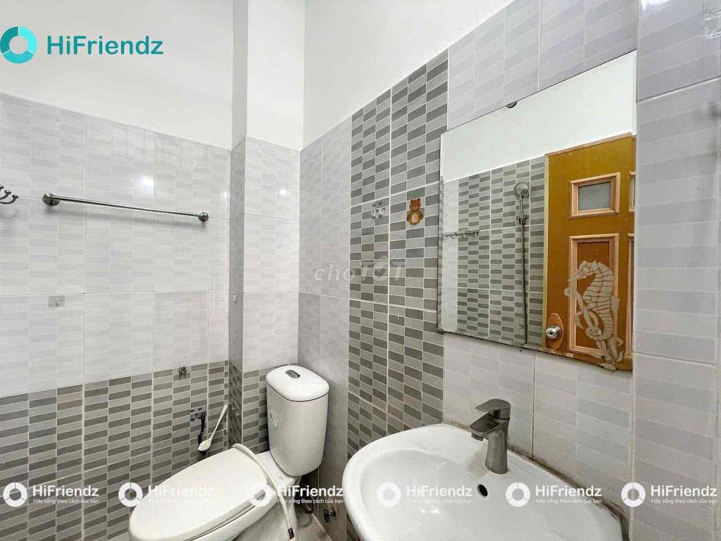 Rent a new room, window open near lotte mart, market