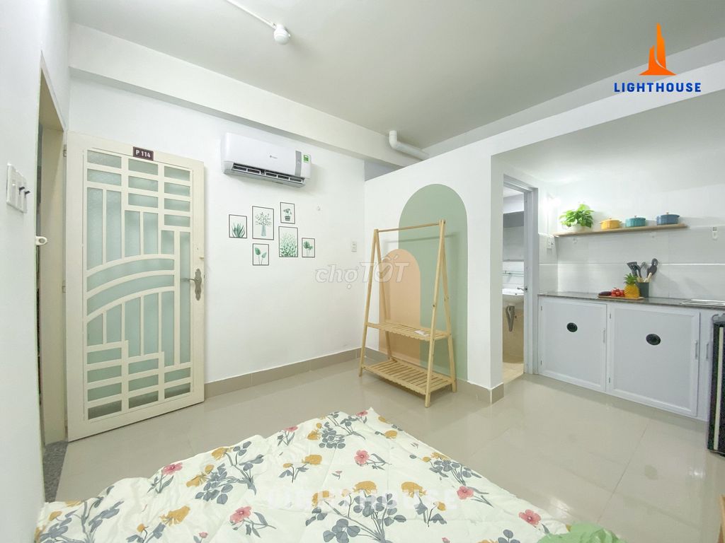 The apartment next to the literary university, in the market, she went to the post office.