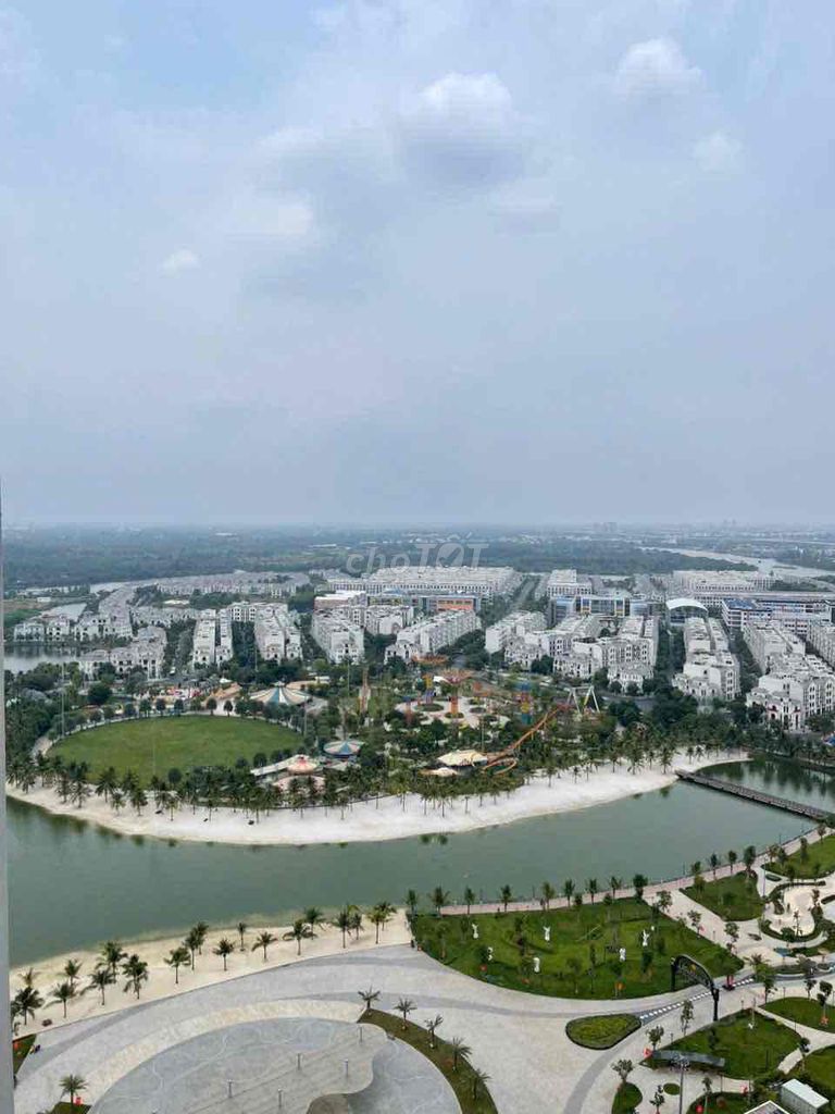 We'll rent out the Vinhomes Grand Park.9th. 4 million.