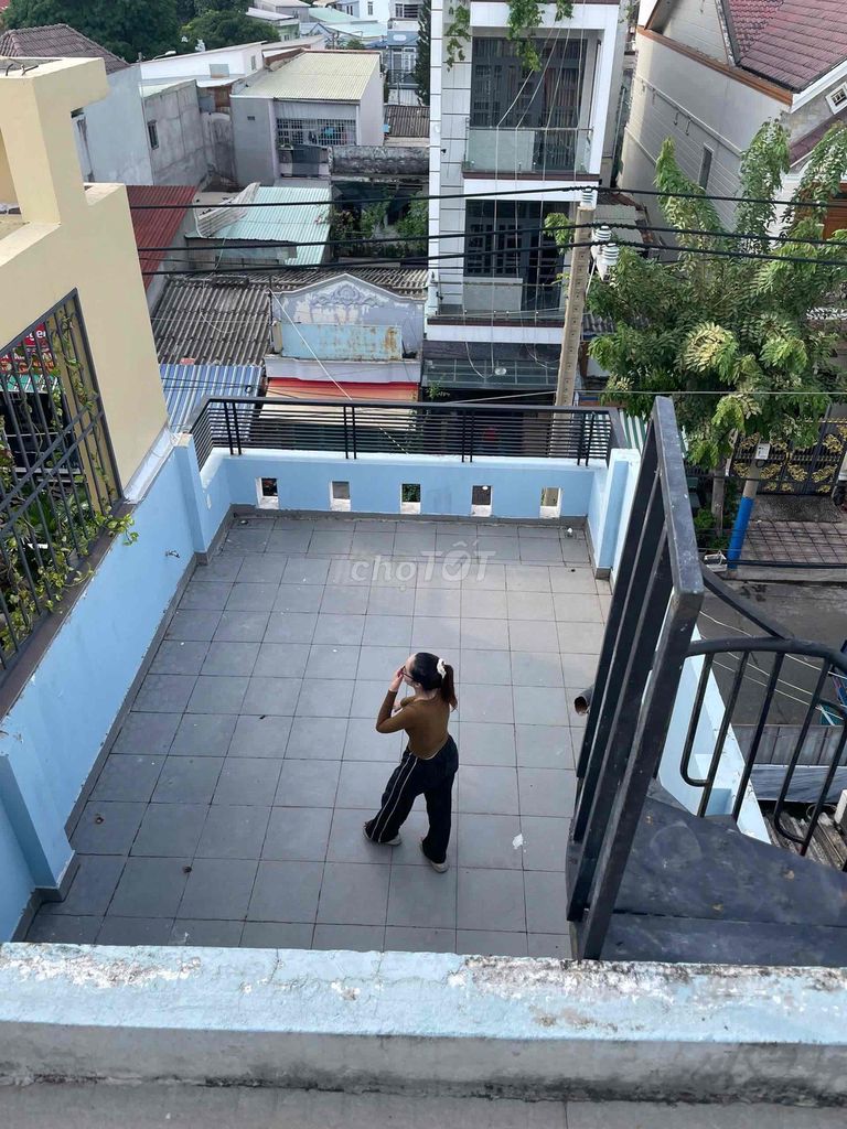 Three-story street, two-way bedroom empty all the way to Kwc Phước Bình.