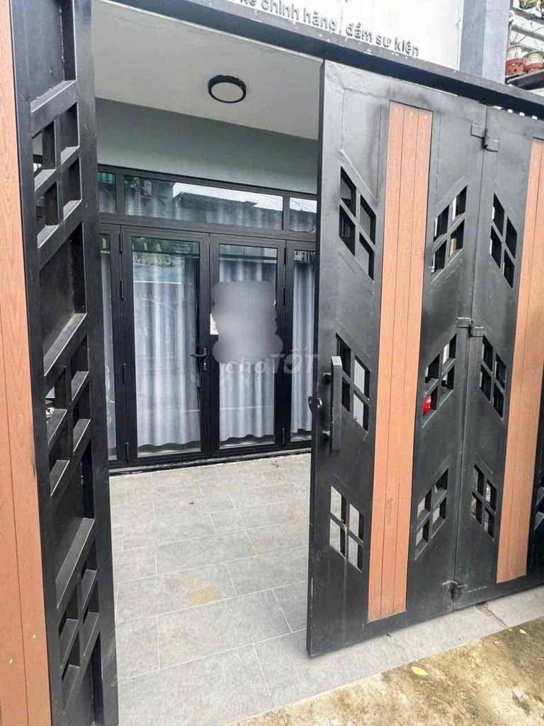 The alley of the car (4.20 m) 2 4 floors of a Quang Trung bedroom 16 million