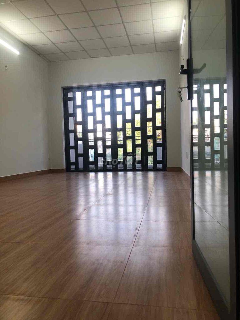 We need to rent a new house to the Tây Thạnh internal sector.
