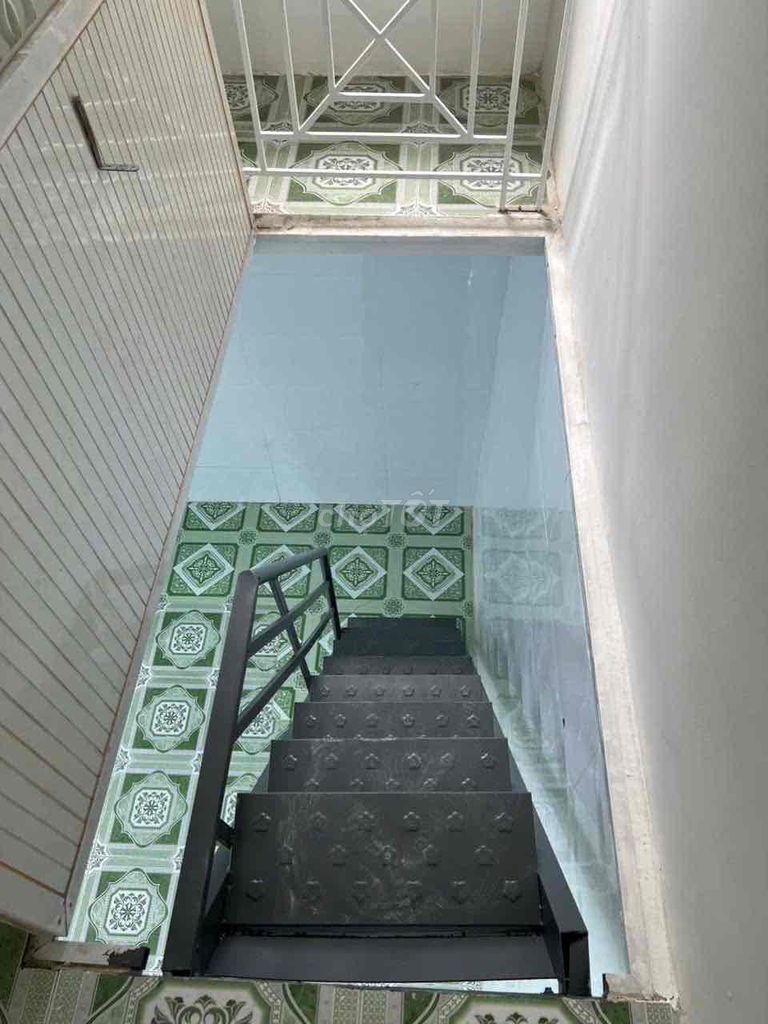 Rent a nice alleyhouse at Bình Đông.713 District 8-- at 7.5 million a month.