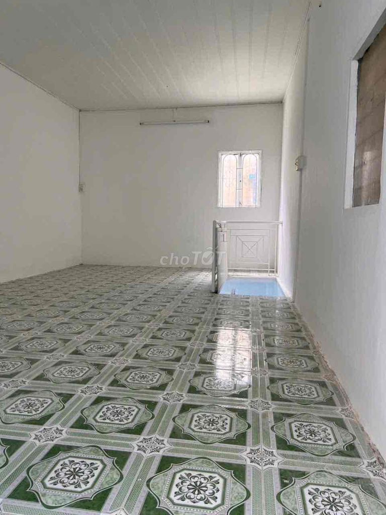 Rent a nice alleyhouse at Bình Đông.713 District 8-- at 7.5 million a month.