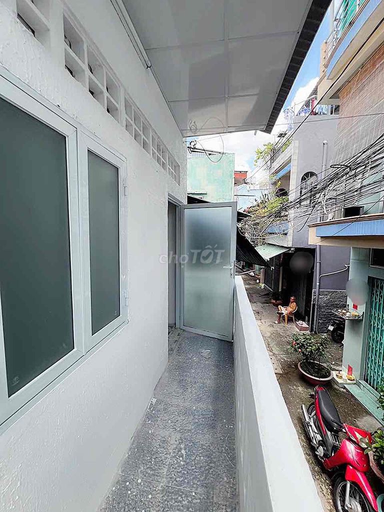 Rent a nice alleyhouse at Bình Đông.713 District 8-- at 7.5 million a month.