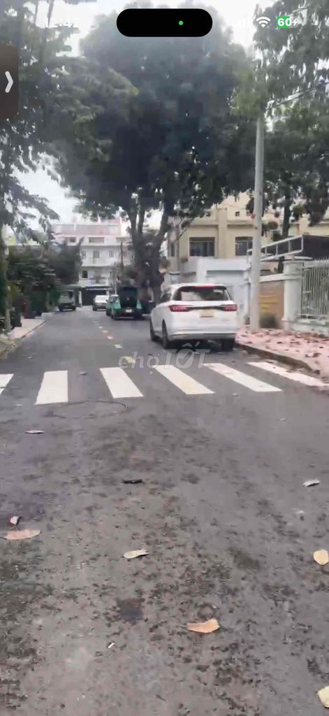 I rented a place on Số 2 South King's Landing. New