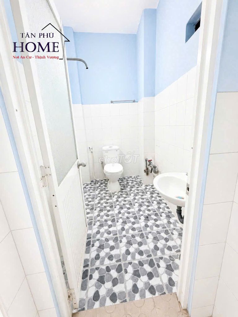 6 meters Thoại Ngọc Hầu & The Biscuits _4 x 21 m_3 "4 bedroom + 3 toilets" New