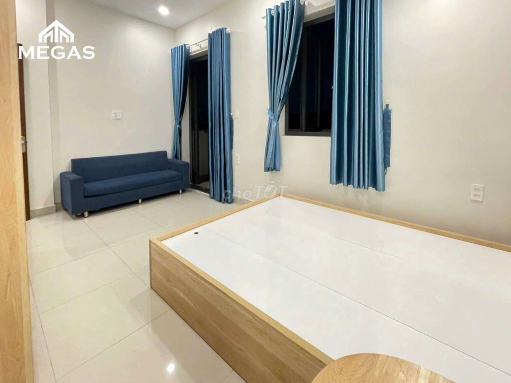 Two bedrooms. Two balcony toilets. A full wash-out machine.