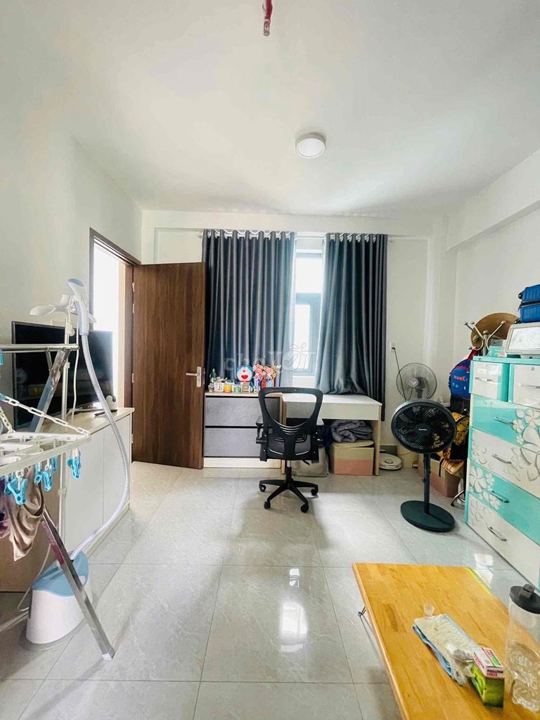 At the end of the month, a room near Emart Phan Pestilence.