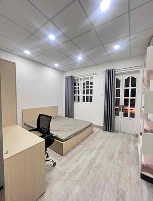 Rent us a room 2 Hoa Huệ, 1877, Phú Nhuận district. Inner Room