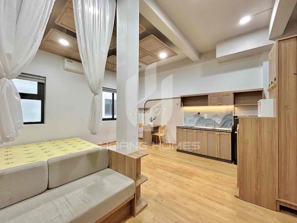 Room for Rent at Lakeview City District 2.