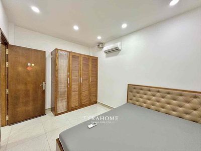 2 Ph.S.E. 2 toilets - Royal Guard, Phú Nhuận Securities