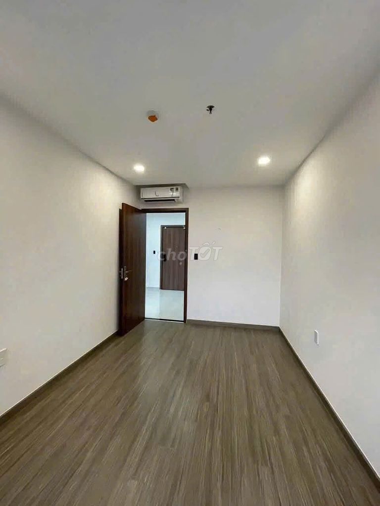 Picity building. area 58 meters 2 bedrooms. ntcb. Seven million.