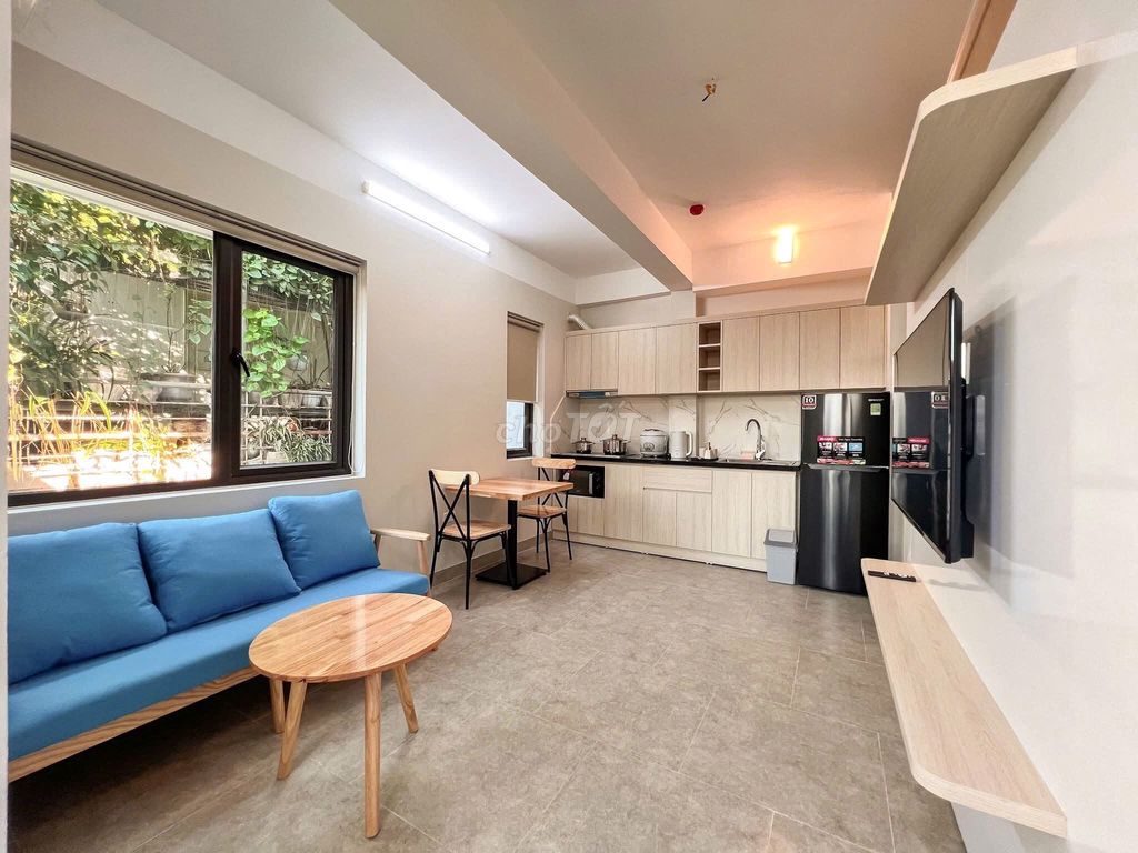 Bancol apartment. A bedroom. Send it to the cotton bridge. Eight-A-A-Plains.