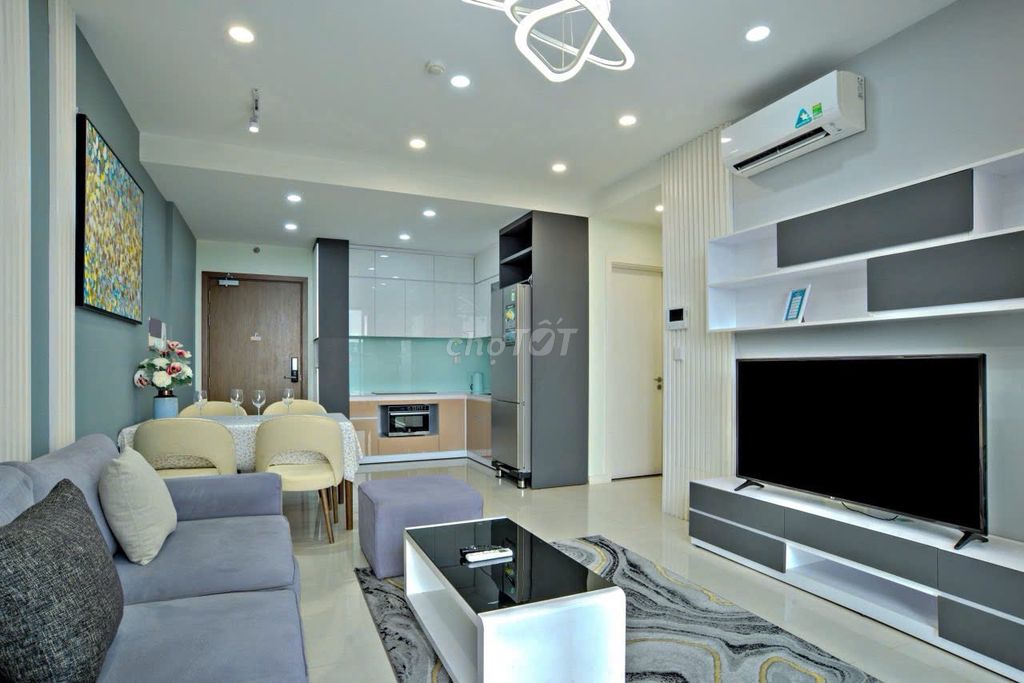 Renting apartment 4th, 65 meters 2 bedrooms, 18 million a month.