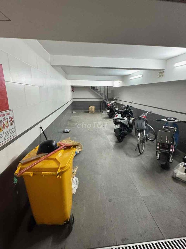 Rent one kdd Nguyễn Hậu -43 meters x 18 meters - 6 beautiful floor 6 bedroom - 7 toilets