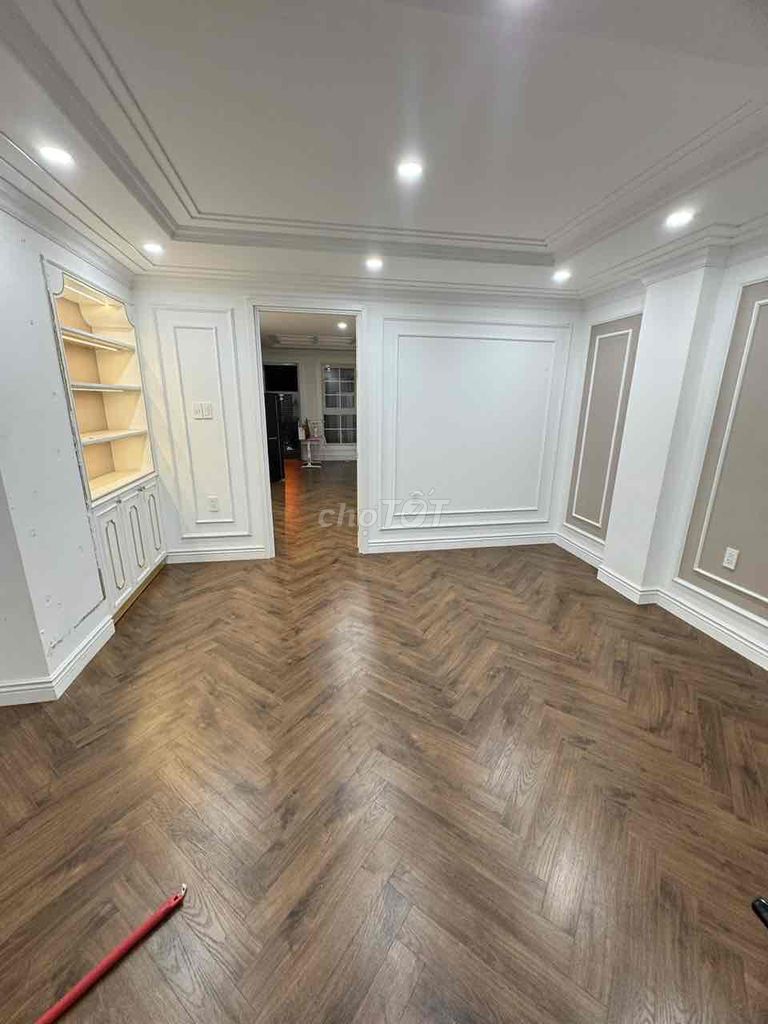 Rent one kdd Nguyễn Hậu -43 meters x 18 meters - 6 beautiful floor 6 bedroom - 7 toilets