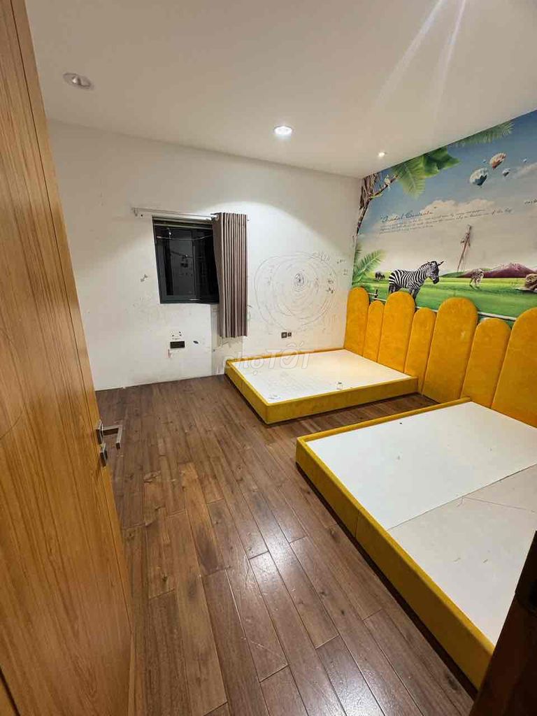 Rent one kdd Nguyễn Hậu -43 meters x 18 meters - 6 beautiful floor 6 bedroom - 7 toilets