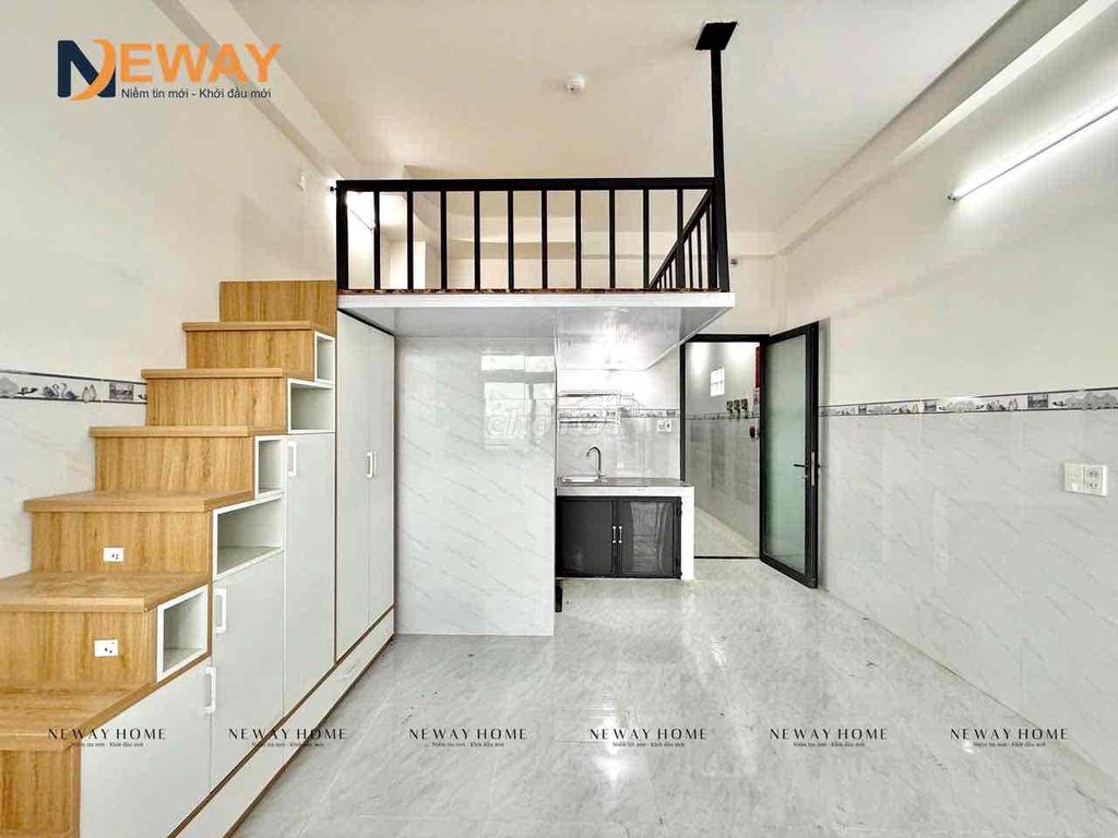 The new building apartment is 100% housed until November near the commercial university.