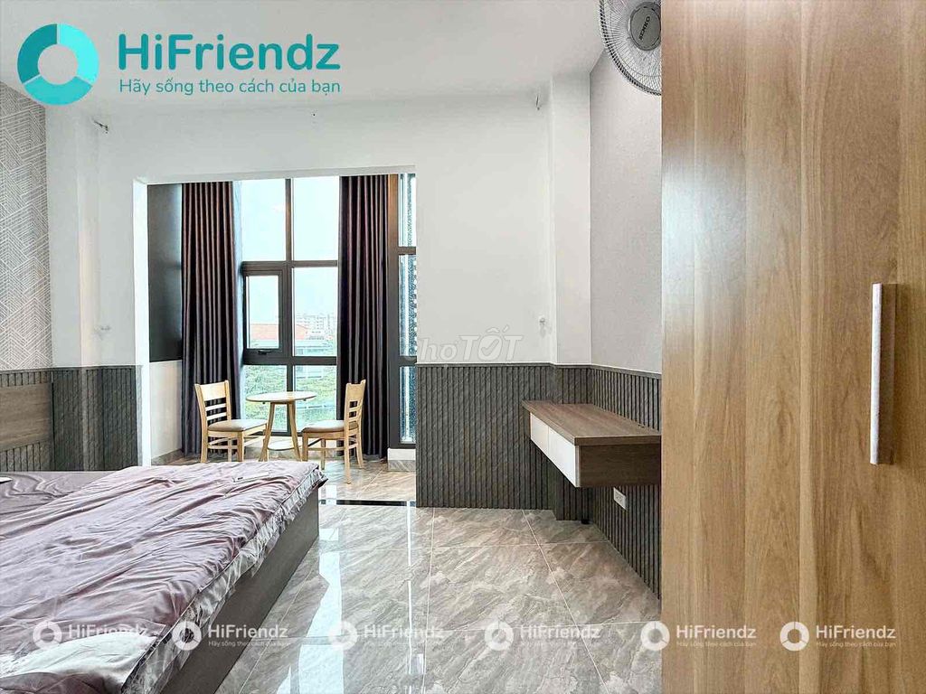 A full interior tanning studio for petting pet near the dreamhome complex