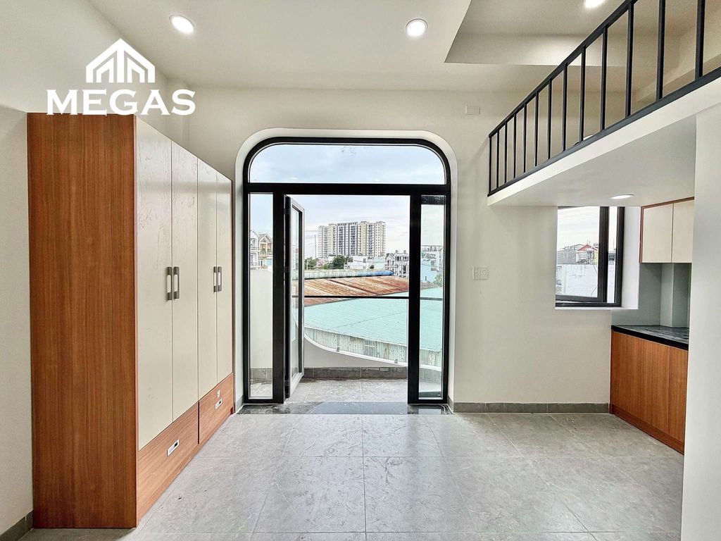 brand new balcony_full new interior_right Nguyễn Ảnh Thủ