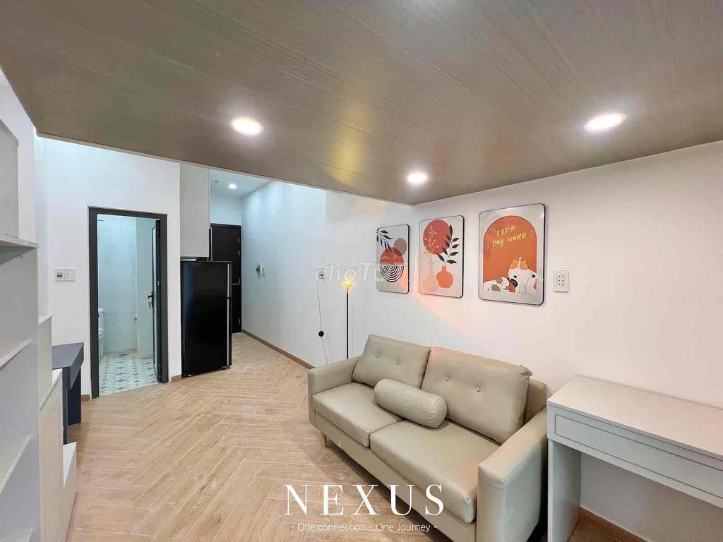 Open the new RSS apartment 100 percent -- private bandol -- the elevator next door.