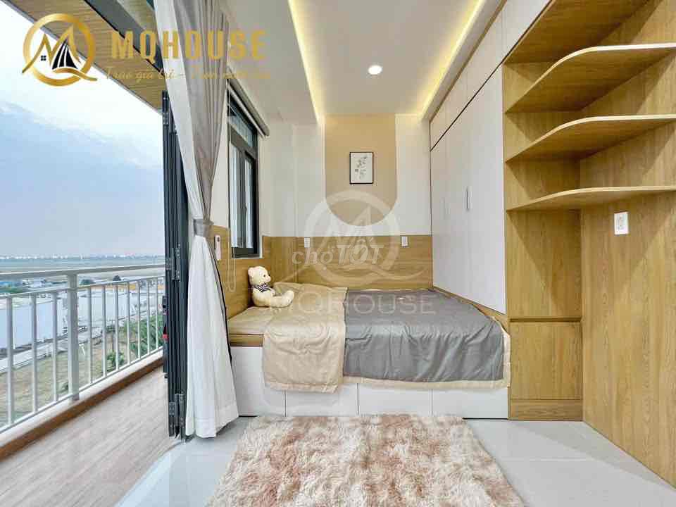 A 100 percent new high-level interior studio.