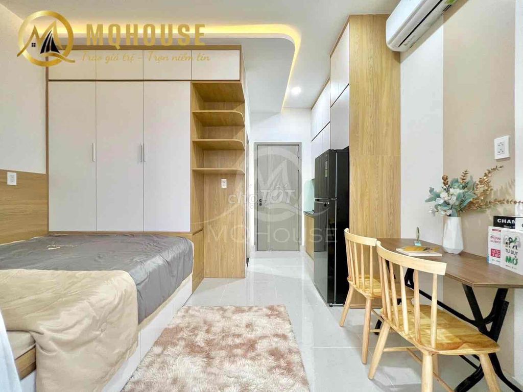 A 100 percent new high-level interior studio.