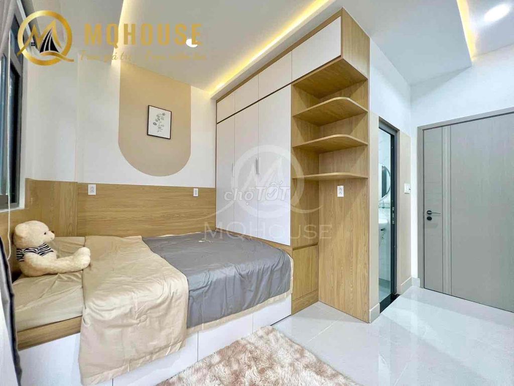A 100 percent new high-level interior studio.