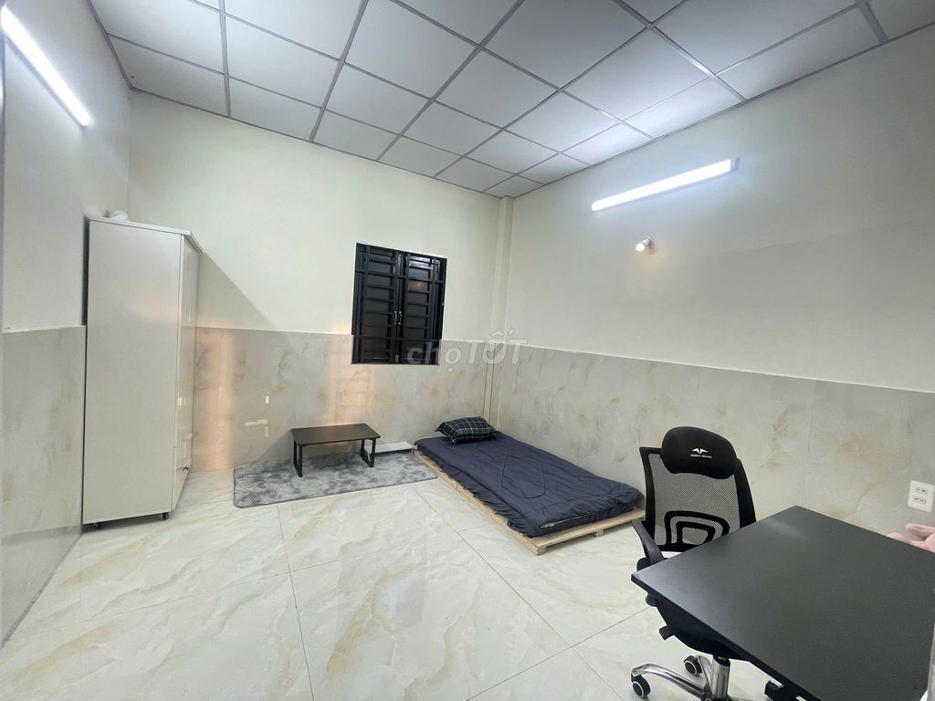 The studio is open right near Emart Phan Hymura.
