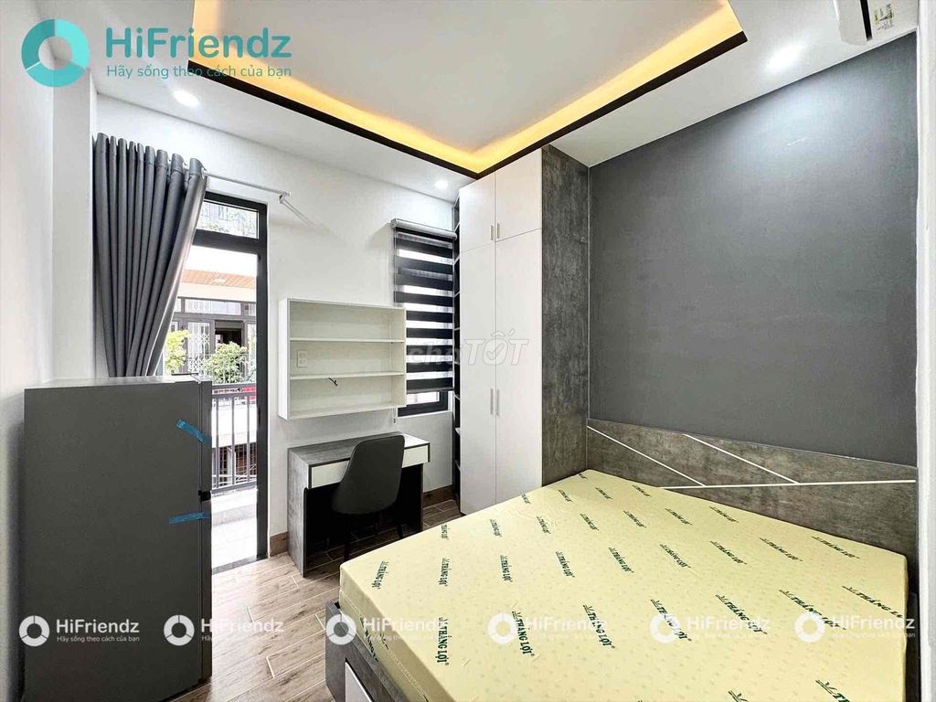 Studio is located in the 10th District, a cool-smoothed balcony.