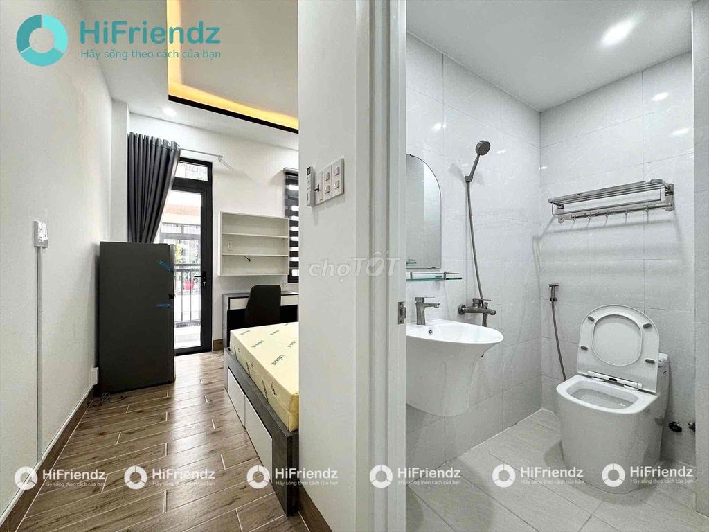 Studio is located in the 10th District, a cool-smoothed balcony.