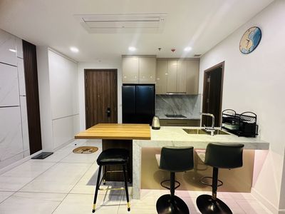Kingdom 101 rents a two bedroom. Three bedrooms.