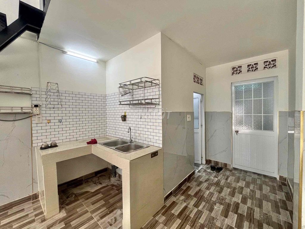 The original two toilets in the Gò Vấp Security Market