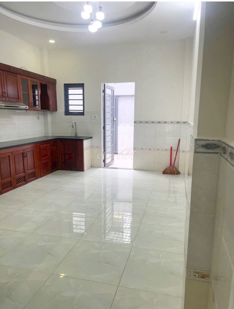 Renting a three-story brand-new Dương Thị Mười Tân Thới Hiệp District 12.