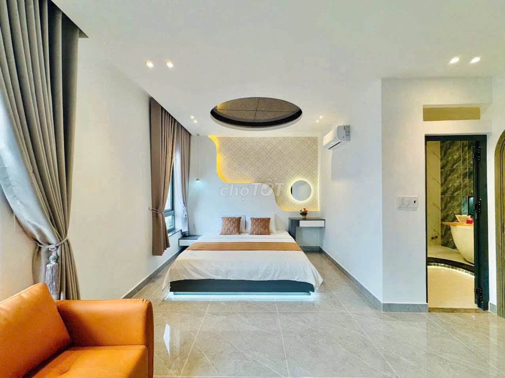 Rent an entire apartment at 162 Nguyễn Duy Cung P. West fair.