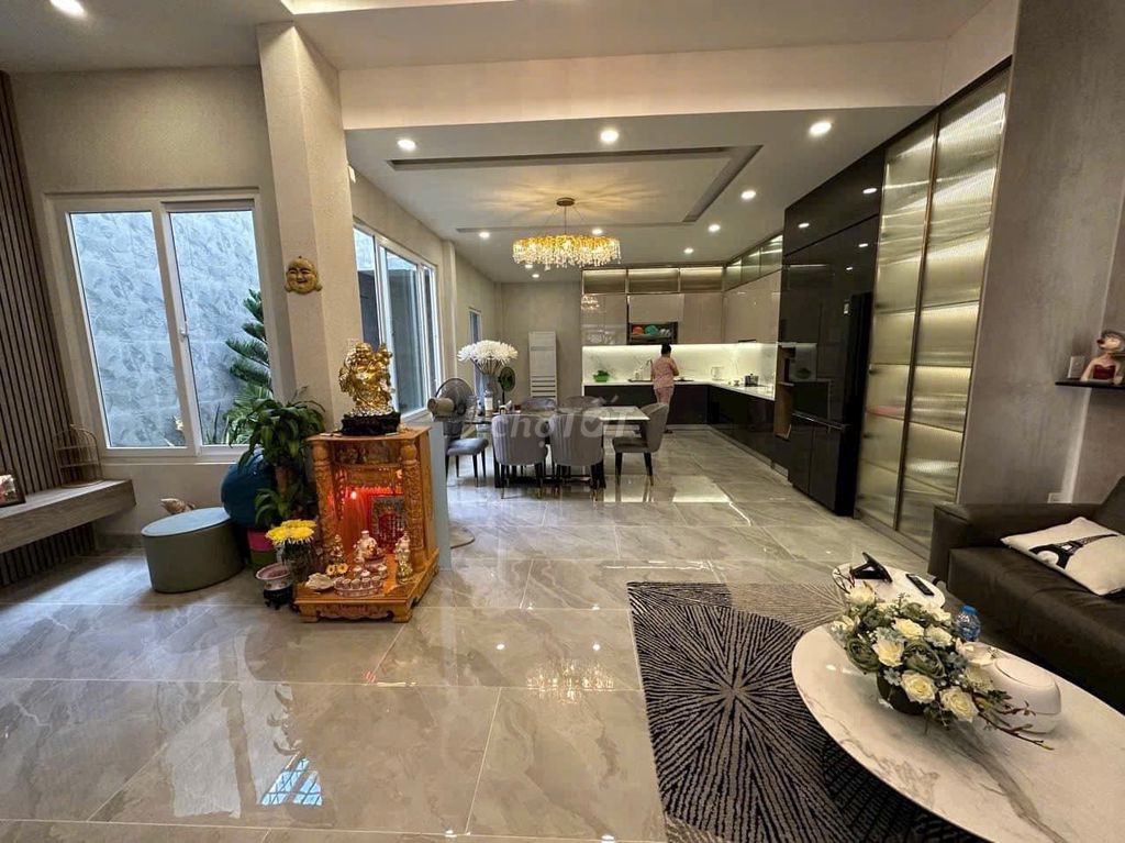 Rent a house as Specials 226 A Lê Văn Sỹ, 070 1, Tân Bình district