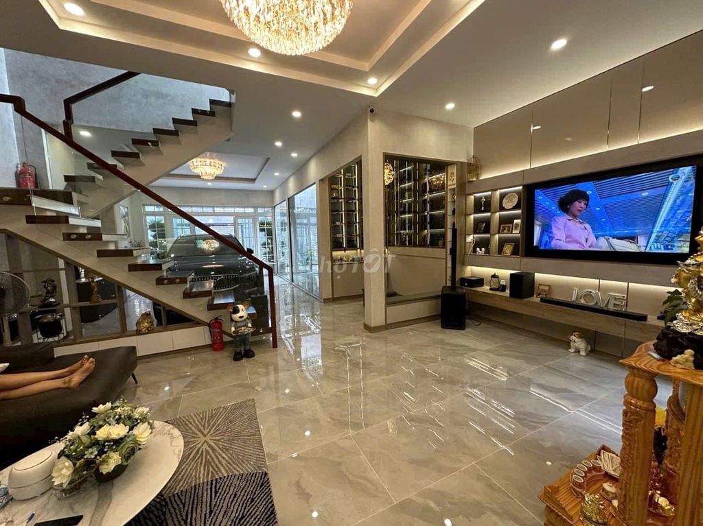 Rent a house as Specials 226 A Lê Văn Sỹ, 070 1, Tân Bình district