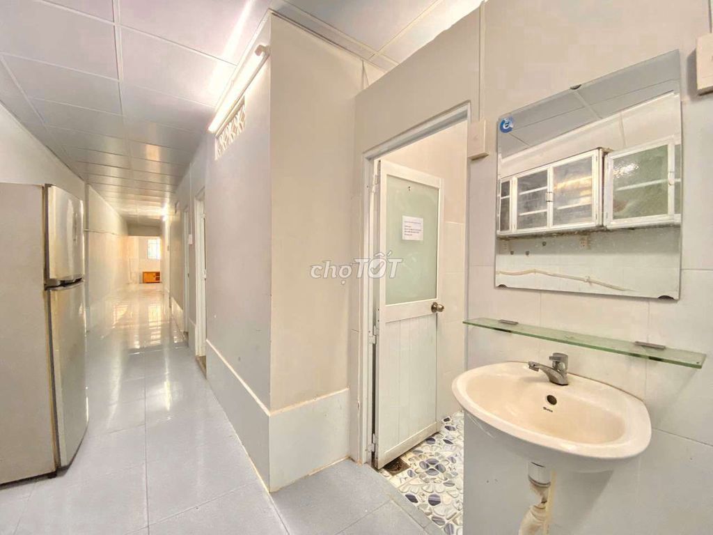 nc Hoàng Hoa Thám 4 X20 M 4 bedroom - car alley