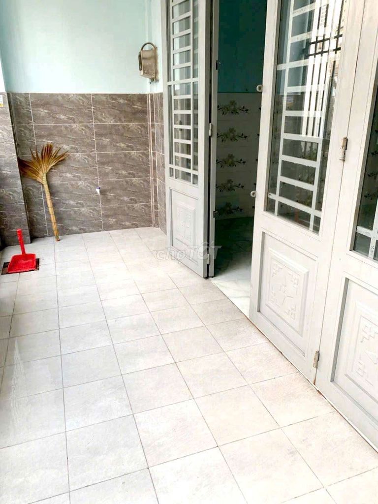 Rent a parallel street house, Đông Hưng Thuận, District 12.