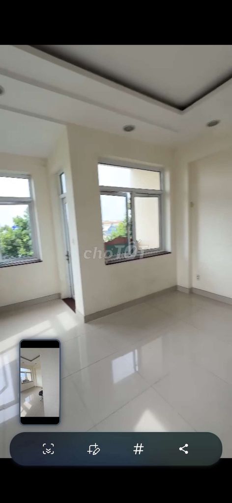 Rent 5 x 251 i.m. -2 upstairs -4 bedroom -5 toilets, road traffic