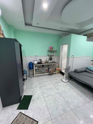 L103 P.D. toilets private passageways