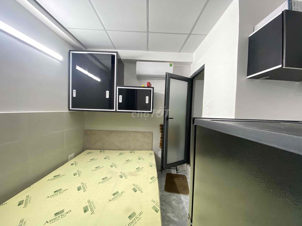 Nguyễn Oanh's new comfortable apartment. Right here.